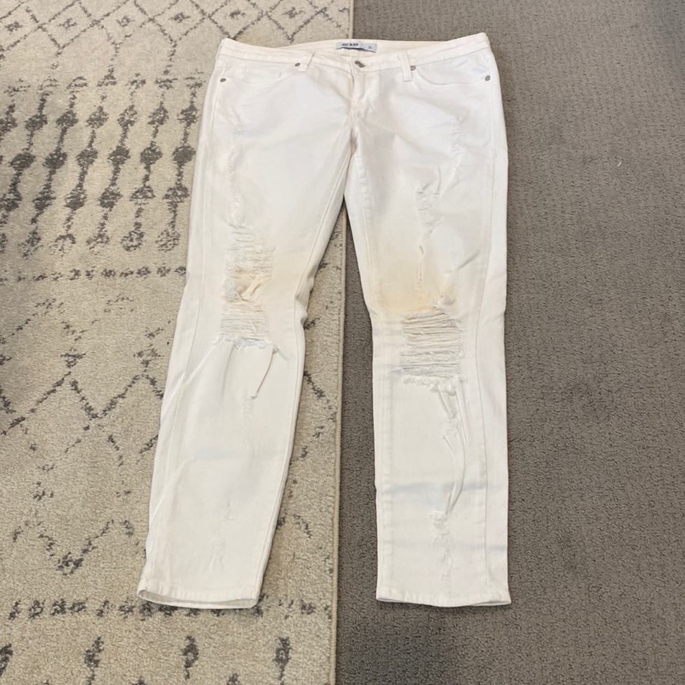 Just Black Destroyed White Skinny Jeans - Size 30